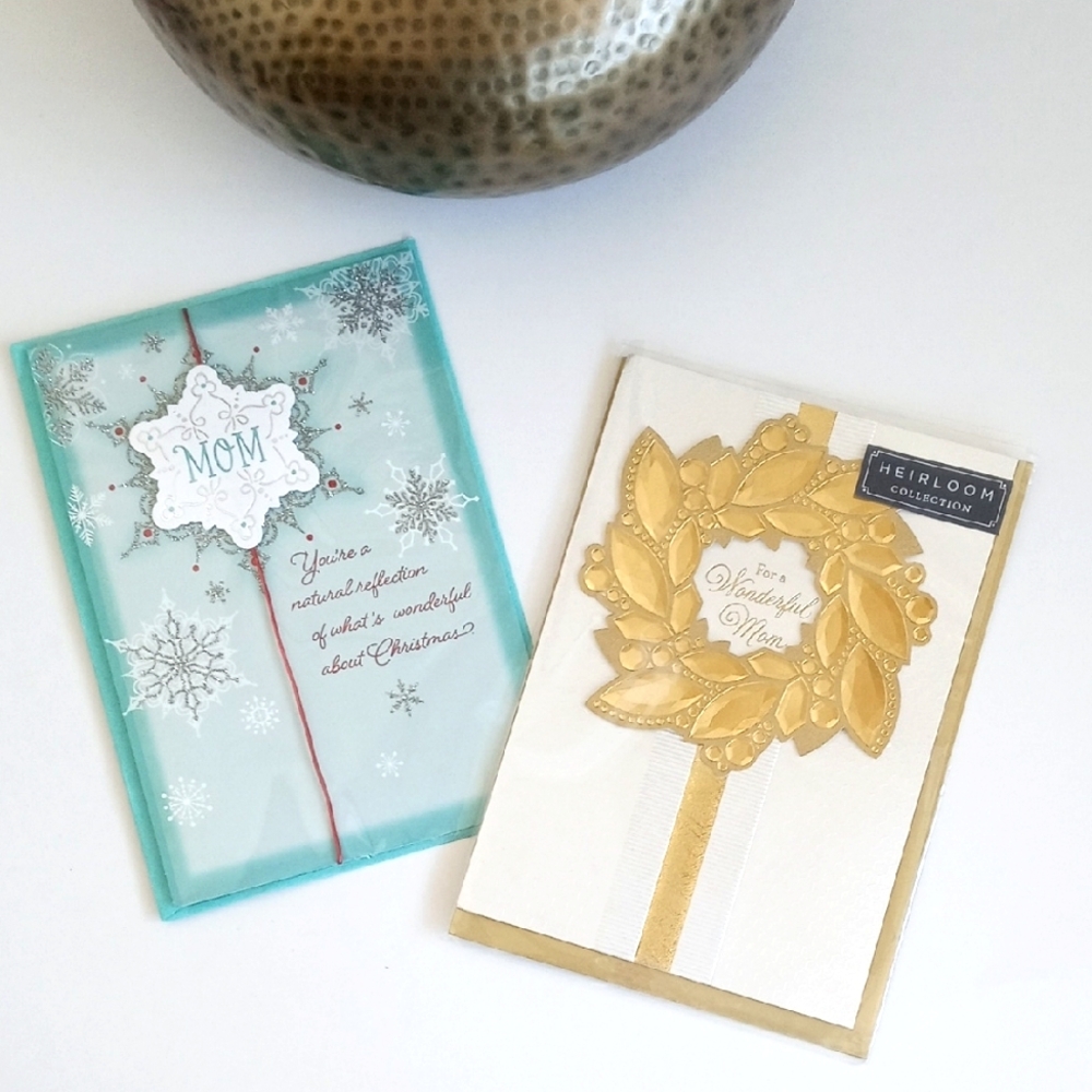 Set Of 2 Hallmark Heirloom Collection Mom Themed Holiday Greeting Gift Cards